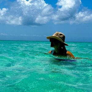 Meet your Posher, Lydia